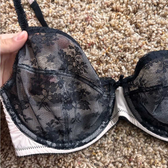 Sold - Picture 2 of 7